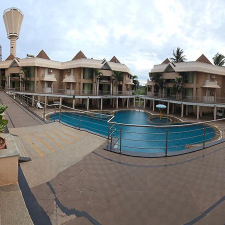 Royal Orchid Central Kireeti Hampi, Hospet Exterior foto